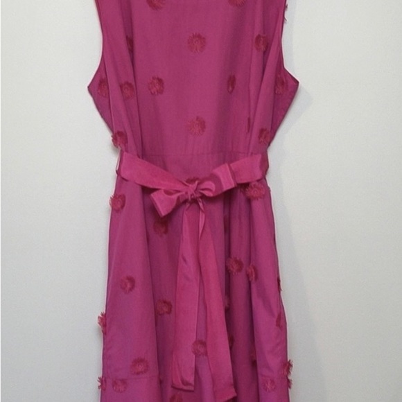 Talbots pink shift dress with flower appliqué - Picture 3 of 6